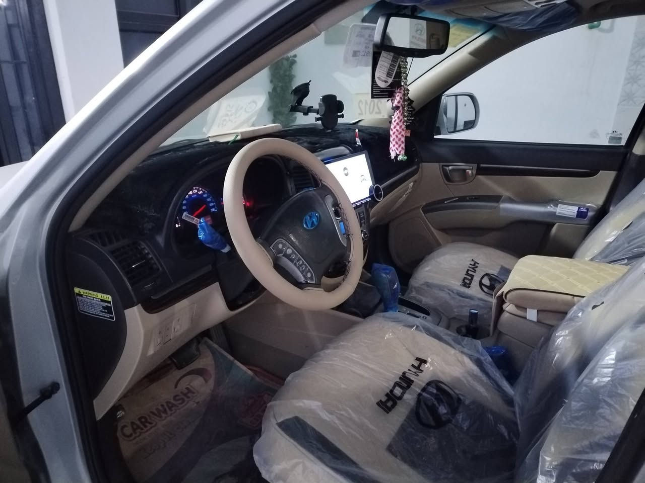 #للبيع
سنتافيا موديل 2012 خليجي اربع سلندر2400
رقم اربيل بسمي تحويل ثاني ويوم
سياره فول مواصفات واحد على واحد 7 راكب
مكان السياره الأنبار الفلوجة
للاستفسار الاتصال على الرقم ***********
رقم واتساب ***********
السعر 140 وبيه مجال
