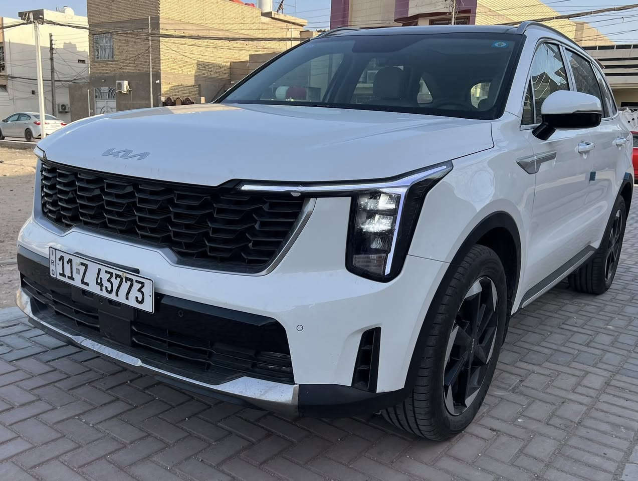 سورنتو خليجي موديل 2024
عداد المسافة 2000 كيلو متر 
مكفولة كفالة عامة بحالة الشركة فول مواصفات 
السعر 335 وبيها مجال 
للاستفسار / *********** المكان كربلاء شارع المخازن
المواصفات :......................
حجم المحرك 6سلندر 3500
سقف بانورامي
صندوق كهربائي
كاميرا خلفية دوارة
حساسات امامية وخلفية
بصمة تشغيل وابواب وجنطة
مثبت السرعة
مرايا جانبية كهربائية
نوافذ كهربائية اوتو 
شاشة ديجتال 
مقاعد كهربائية
عدد المقاعد 7
6 وسادة هوائية
المصابيح الأمامية والخلفية  LED
داتا شو 
أبل كاربلاي
رادار
توقف ذاتي Auto Hold
سايد بريك بصمة 
نظام نزول المنحدرات 
شاحن لاسلكي
ستائر خلفية
وضعيات القيادة Drive mode
منقي هواء
التبريد منفصل مناخين لمس
3قطع تبريد 
مانع الانزلاق و ABS
