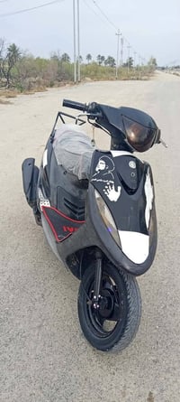 ماكس • بوشه 49 • سلف هندر