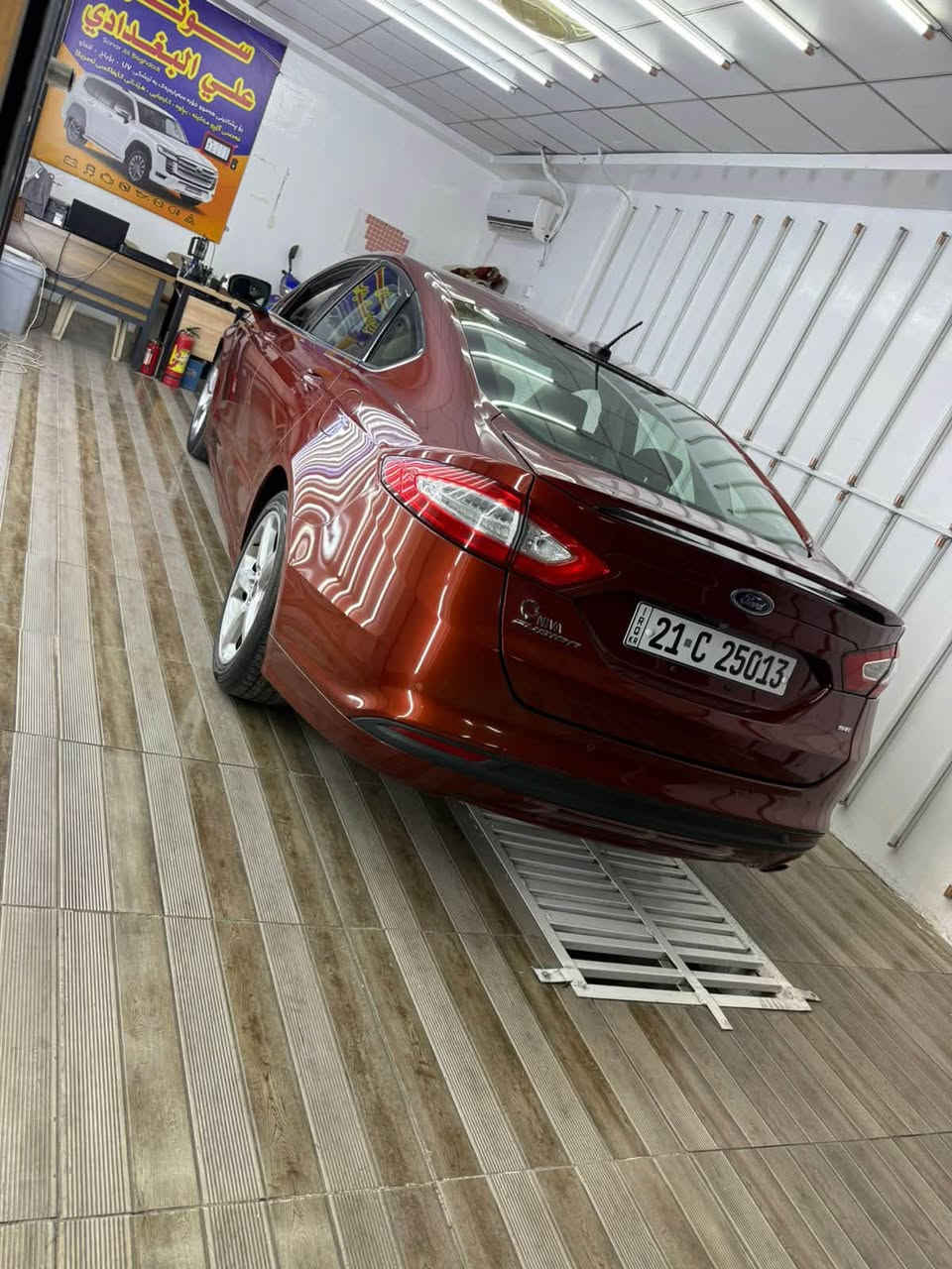 السلام عليكم فيوجن نيفا  مميزه
فورد فيوجن وكالة نيفا فول مواصفات  مكينه 2.5
السياره جديده وحلوه وكلشي بوضع الوكاله 
صدر امامي جديد 
تايرات زوج جدد 
كلش صافيه وحلوه السياره 
بيها بس بارد شي كلش بسيط 
وصبغ كد شبر بالباب 
السعر 127 $
*********** 
بغداد الدوره حي الصحه
