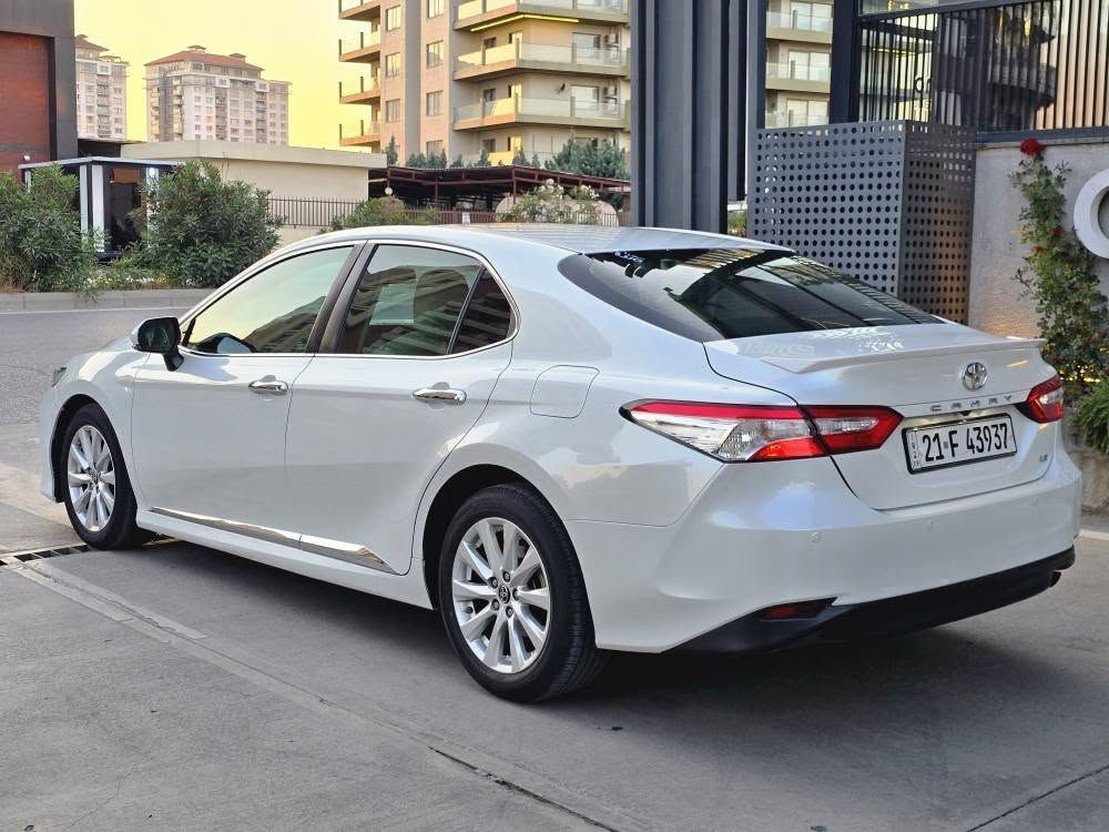Toyota Camry 2020 Le ***********
ڕەنگ سپی سەدەف . مواسەفات . شاشە . کامێرا . حاسە . برێک بەسمە . ناوزەرد . کامل گاعی تێگیراوە . سفری شەریکەی جیهان 2 بەسمەی لەگەڵا . گێرو مەکینە بەشەرت . 2پەڵا پیدی ئار  2پەڵا بچوک بۆیاخ هەیە .
سعری 195$$ 
شوێن سلێمانی السليمانية, العراق
