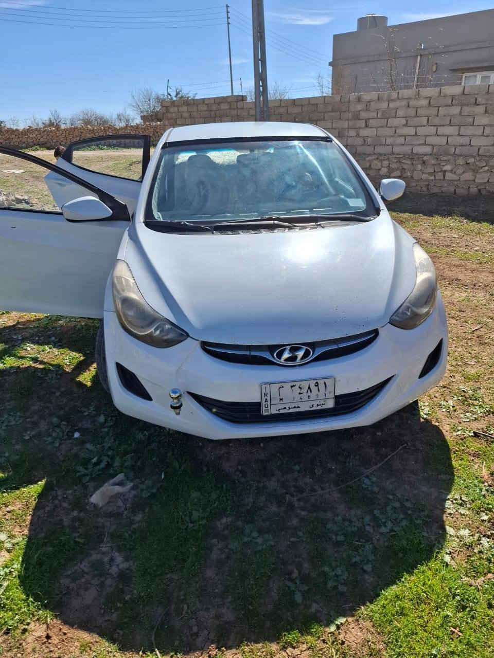 النترا مضلع
كير عادي مكينه لا صرف ولا نفخض
صبغ عام بدون دواخل شرط تحويل سنويه بعدها سنه
سعر ٧٨ بيها مجال لشراي
 رقمي ***********
