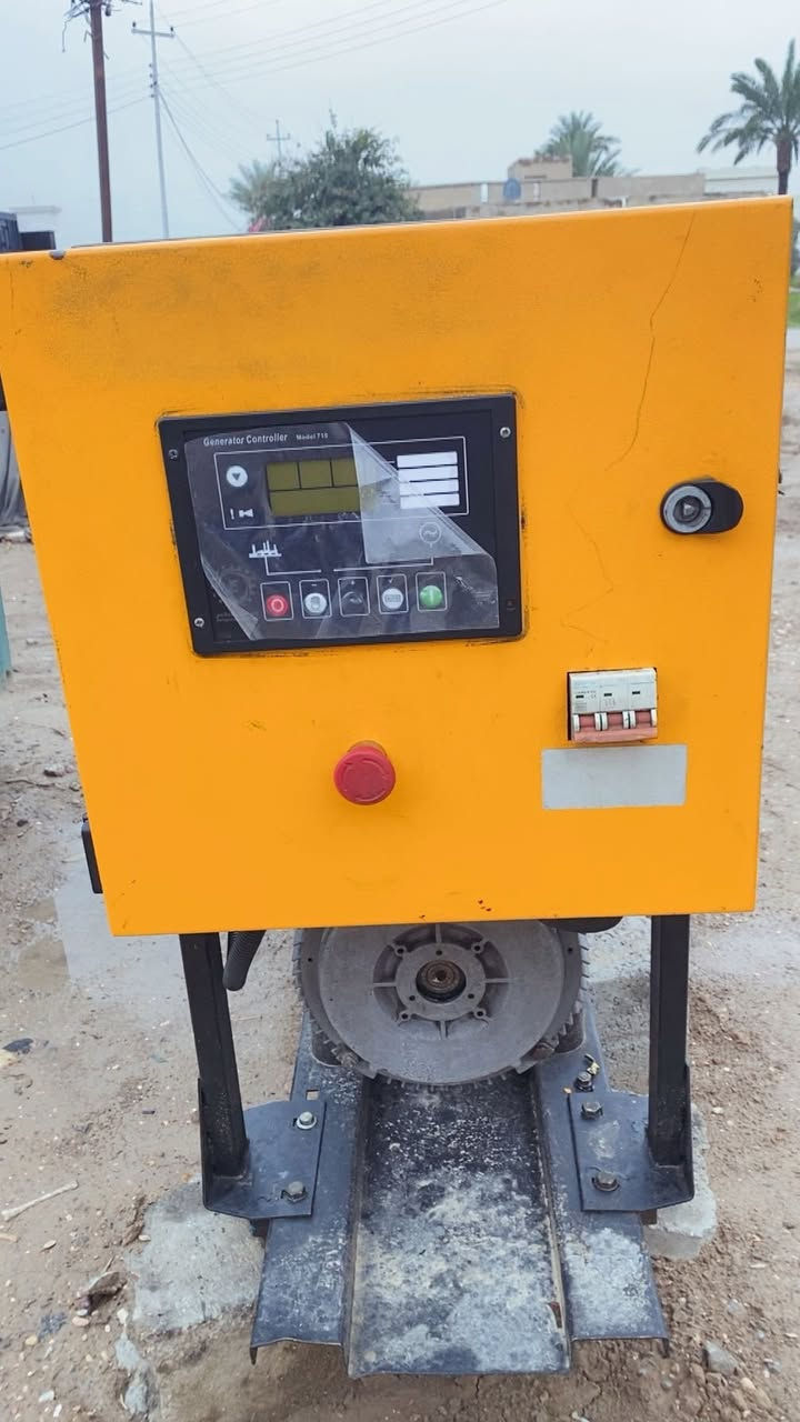 للبيع مولد لستر بتر انكليزي 4 بستم 20 كيفي 
مولده جديده ونضيفه 

للاستفسار اكثر اتصال ع رقم ***********
