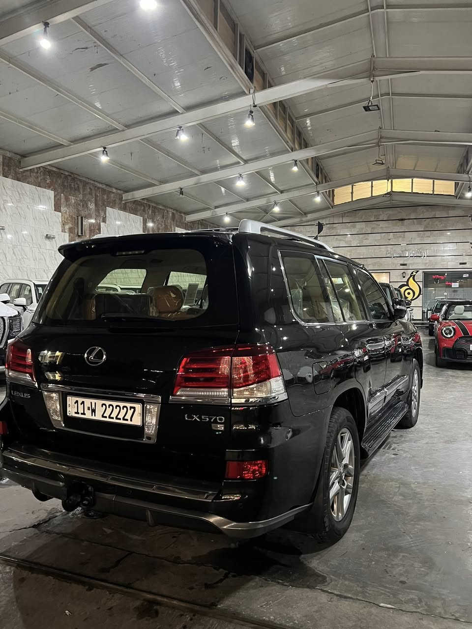 سلام عليكم لكزس 2015 جديده لوك مكفولة من الصبغ ول سيارة جديدة كارتون سيارة بيهة رقم مميز ماشيه 140 الف حقيقي تايرات جديدة جوها كير مكينه مكفولة ب شرط الفحص للستفسار علئ الرقم *********** مكان لسيارة بغداد
