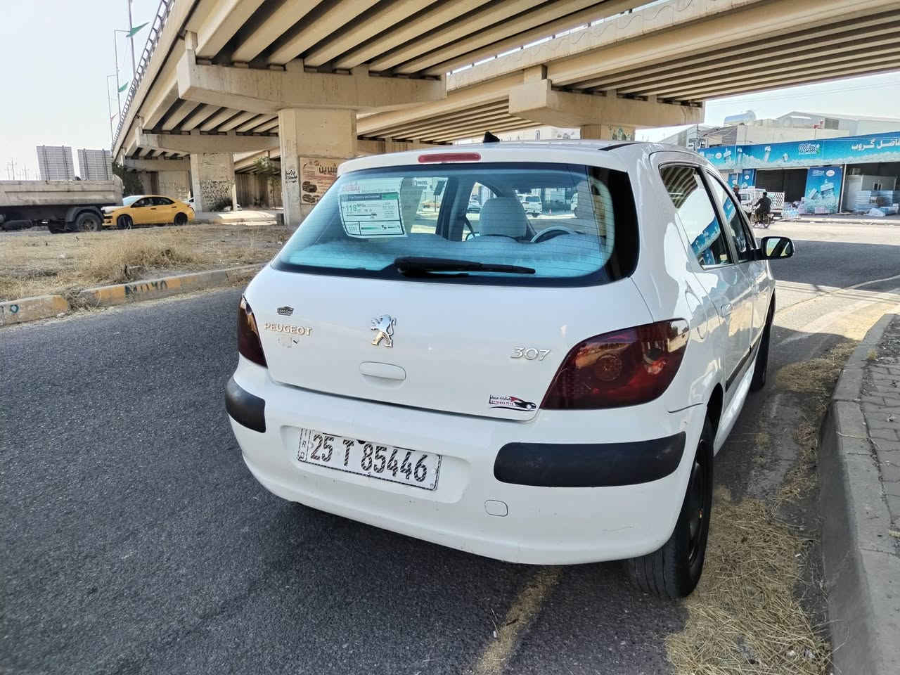 بيجو حجم ٣٠٧موديل ٢٠٠٦المرغوب محرك كير شرط حجم ١٦مشروع وطني لحد ٢٠٢٩شهر الثامن دفتر بانزين بي كهربائيات كله شغاله كيجات هندبريك تايرات صدر كله بشرط تبريد شرط ثلج سياره بي قطعتين صبغ فقط بدون دواخل باب خلفي سكن وباب سايق بدون دعم سعر ٥٦وبي مجال بسيط للطيبين *********** شرط التحويل والغرامات والوكاله
