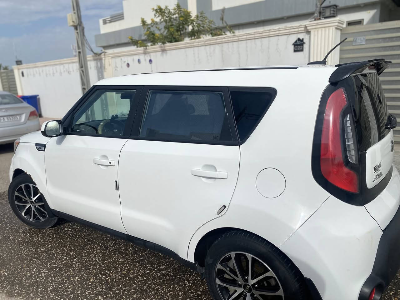 صول موديل 16محرك 1600ماشيه 107نظيفه مال بيت رقم سليمانيه بأسمنه ***********السعر 100قفل
