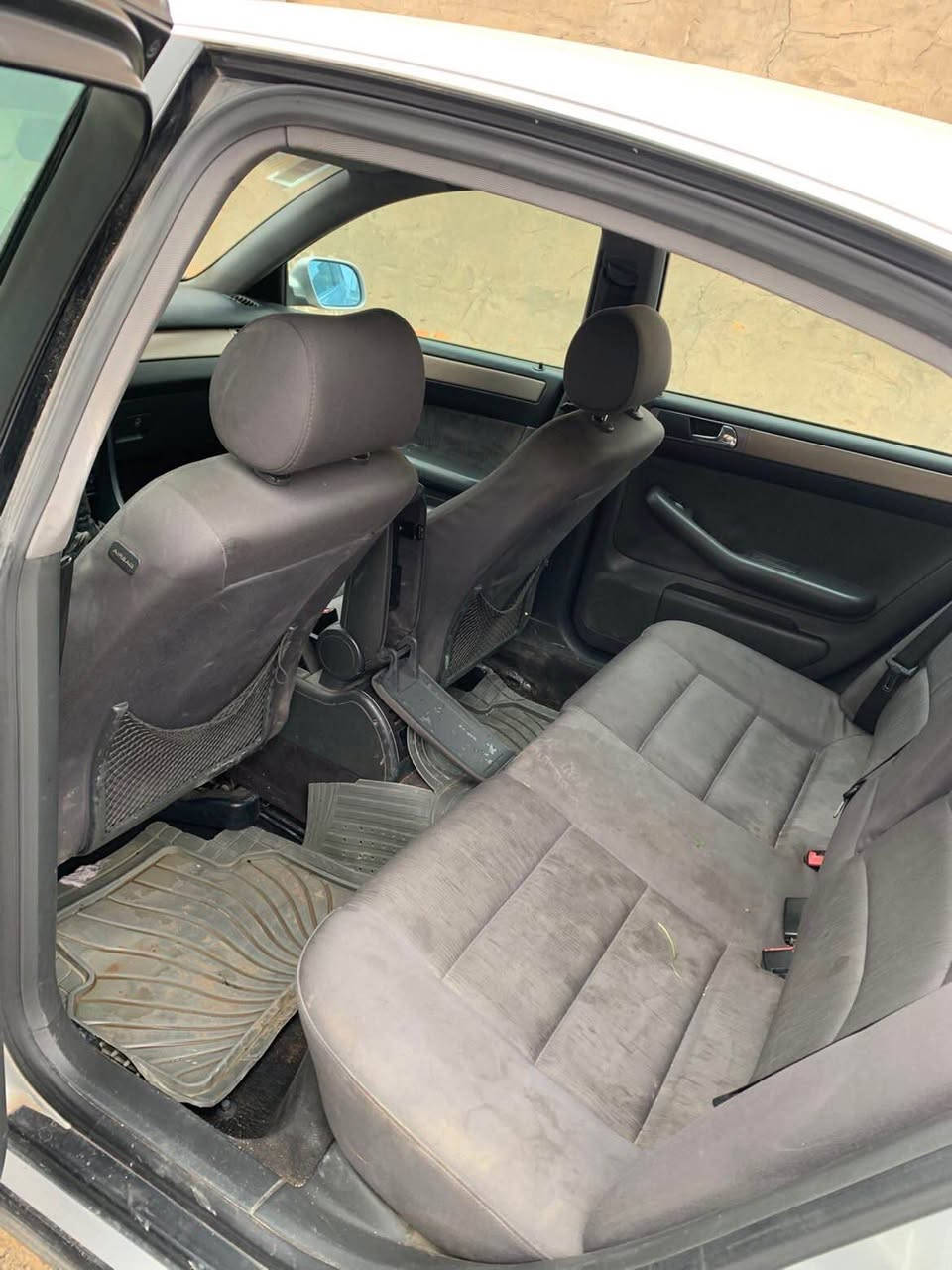 ودي مودي 2000 فول گير عادي دعامي بو دعامي بشه رت سياره منايس اوروپي دگه ل گومركا براهيم خليل بي سبغو دعم بي مه سره ف مه كينه 6 پستن عنوان زاخو رقم تله فون *********** زاخو, دهوك
