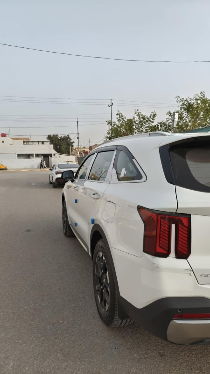 سورنتو موديل 2025
السياره كفاله عامه حته من الشخط
مكينه اربعه سلندر
خليجي السياره على وضع الشركه
ماشيه 14 الف
السعر 285 وبيه مجال
مواصفات 
بصمه تشغيل
كير ماوس
جنطه كهرباء
ويل كروم حجم 18
7 راكب
رقم بغداد
تحويل اي وقت حاضر
للاستفسار اتصال عل الرقم
***********
