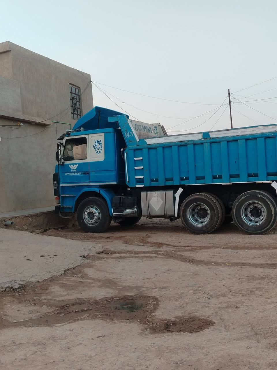 سكانيه للبيع 143 مجموعه گير 900 اسياره جاهزه گير محرك شرط، ، للتصات ***********  ،،،+9647747744392
