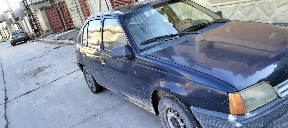 كاديت للبيع السعر 18وبي مجال كابون  بانزين محرك شرط تحويل شرط المكان موصل الأيسر ***********
