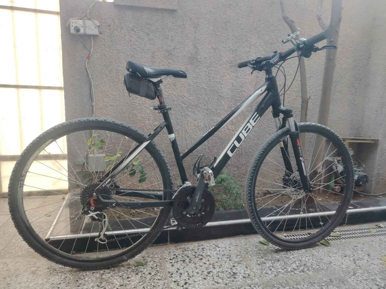 دراجه هوائيه كيوب الماني اصلي حجم29 M
كل غراضه اصلي اي قطعه ممبدل
مكاني بغداد


**إذا كنت صاحب هذا الإعلان وتريد حذفه لأي سبب، رجاءا أرسل رسالة إلى الدعم الفني**