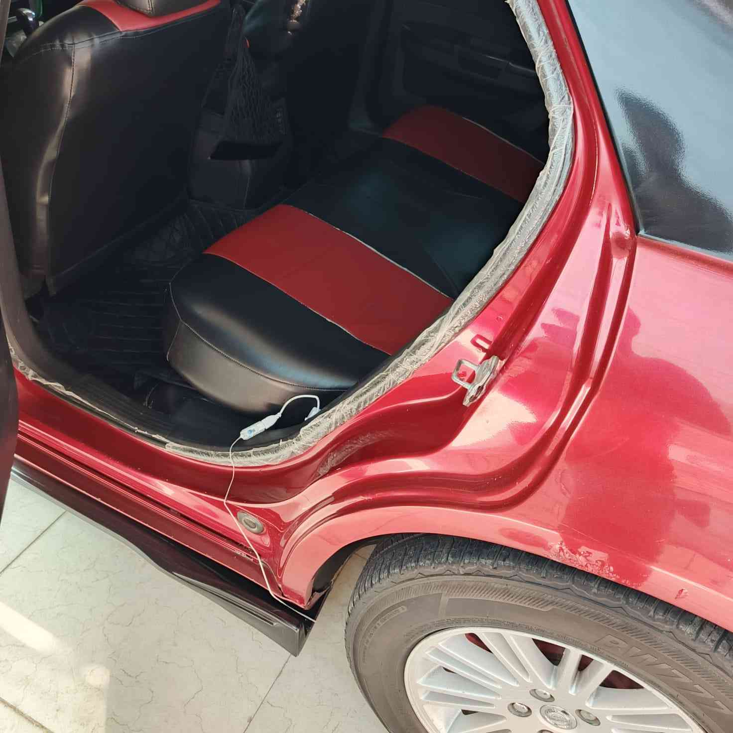 السلام عليكم
اوبامه 2008        ٣٥٠٠.  
كير مكينه حداديه تبريد امامي خلفي 
عليها منظومه زنون 
السياره احلا من الصوره 
رقم سليمانيه تحويل شرط 
 العسر 115 بيها مجال 
***********
