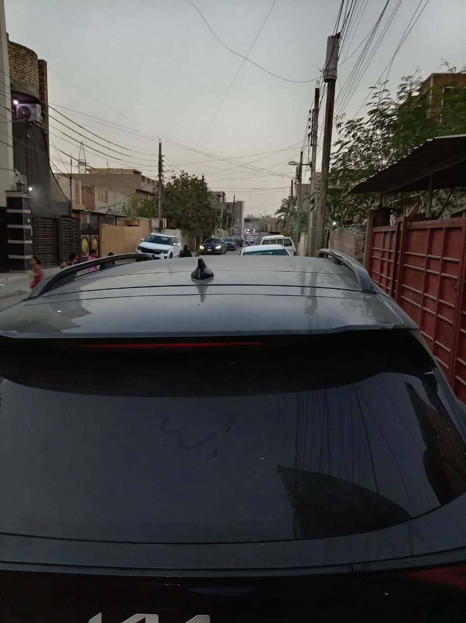 كيا سبورتج Prestige موديل 2023 – وارد الولايات المتحدة
اللون: أسود لامع
الفئة: Prestige – أعلى فئة تجهيز
أنظمة القيادة والطاقة:
– نظام هجين متكامل بثلاثة أوضاع تشغيل:
1. محرك بنزين
2. نظام هايبرد
3. نظام كهربائي Plug-in قابل للشحن الخارجي
المواصفات والتجهيزات:
– فول مواصفات بدون نقص
– تجهيزات Prestige الكاملة (أعلى رفاهية وأمان وتكنولوجيا)
– استعمال نظيف ومسافة مقطوعة 45,000 كم فقط
الوضع القانوني والملكية:
– السيارة باسم المالك مباشرة
الموقع: بغداد
الملاحظة الفنية:
– حادث جاملغ على جهة السائق، معالج بشكل مهني وموثق

للتواصل: ***********
بسعر مناسب
