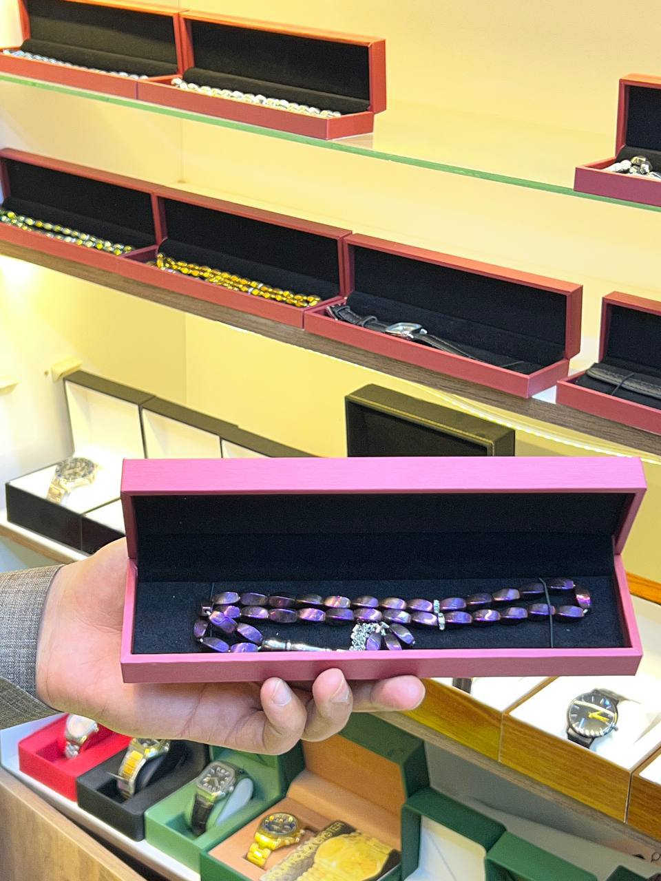 #عروض_رمضان🌙

#Azozلاكسسوارات_الرجالية_والنسائية
توفرت السبحة الحجر الصيني الثقيل
طلائها ثابت
كركوشتها من السلتيل الفضي
الخيط قوي مقاوم للقطع
توفرت بعدت الوان جميلة
تاتيك بعلبة فخمة  من العظم عاج 
الانستا 2a_aiz

الواتساب ***********
#الموقع 
#القاسم_شارع_ام_عياش_مجاور_كوزمتك_ياسر
زورونا وتجدون كل الهدايا النسائية والرجالية 

#يتوفر 👈👈توصيل مجاني داخل القاسم
                                 #انت عليك بس ادخل واختار
@إشارة
