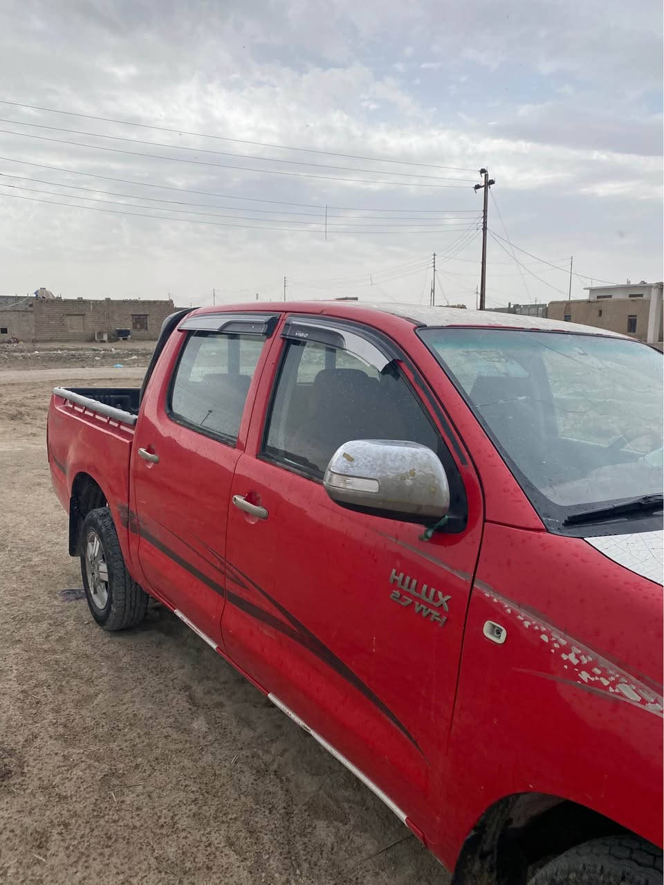 السلام عليكم بيكم 2009 شاصي19 رقم بصرة قديم مكينة توني مجفته صارلي اسبوعين الحدادية زوج تاير جديد التبريد بس فان مافاحصه الله شاهد دواخل حلوة ما عايزهه شي ابيع 105 وبيها مجال قليل  سنوية منتهيه بيها تجيه خفيفه جهة السايق فقط اي استفسار اتصل *********** القرنة, البصرة
