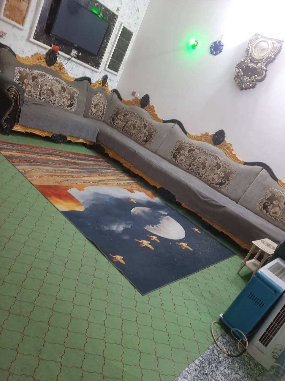 بيت للبيع ١٥٠ متر بسعر مناسب اللطيفيه حي الخضراء قرب دائره الكهرباء طابوك باسمي قريب على الشارع العام  للاستفسار ***********واتساب او ***********
