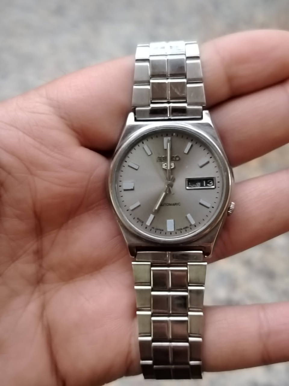 تحية طيبة لجميع
مجموعة من ساعات سيكو 5 اتوماتيك

للبيع

سعر القطعة الواحدة 60 الف دينار

يوجد توصيل لكافة محافظات العراق


**إذا كنت صاحب هذا الإعلان وتريد حذفه لأي سبب، رجاءا أرسل رسالة إلى الدعم الفني**