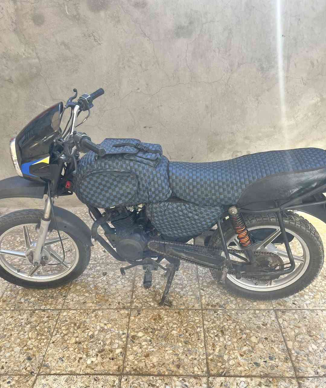 بوكسر ٤كير خير من الله لا نضوح لا تبخير لا تنقيص نكره بكل وقت صرف بانزين تنسا رايده ب٤٥٠مكاني حسينيه الراشديه 
***********بي واتساب
