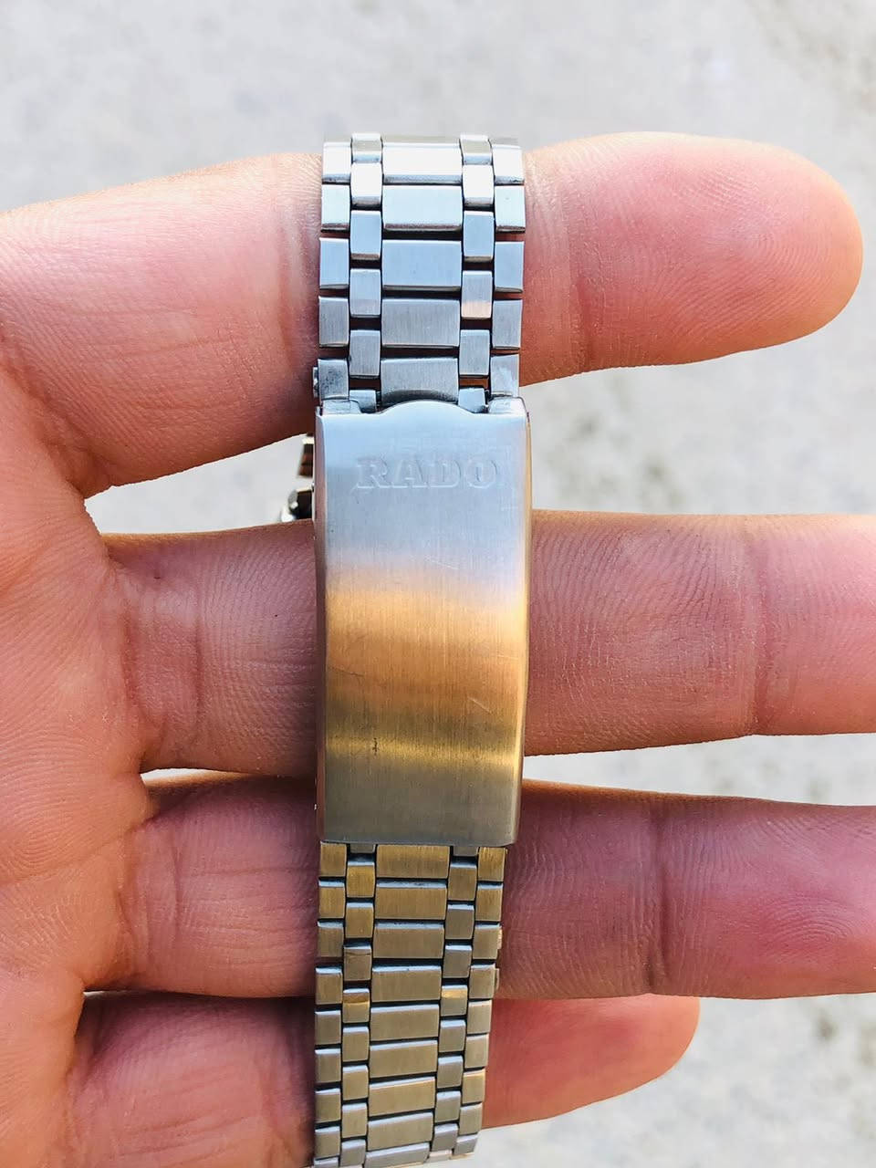 السلام عليكم 
رادو كوارتز سويسري 
نافذه تاريخ يومي واسبوعي القطر 36
بلادي نظيفه جدا 
السعر 100 دولار
يوجد توصيل


**إذا كنت صاحب هذا الإعلان وتريد حذفه لأي سبب، رجاءا أرسل رسالة إلى الدعم الفني**