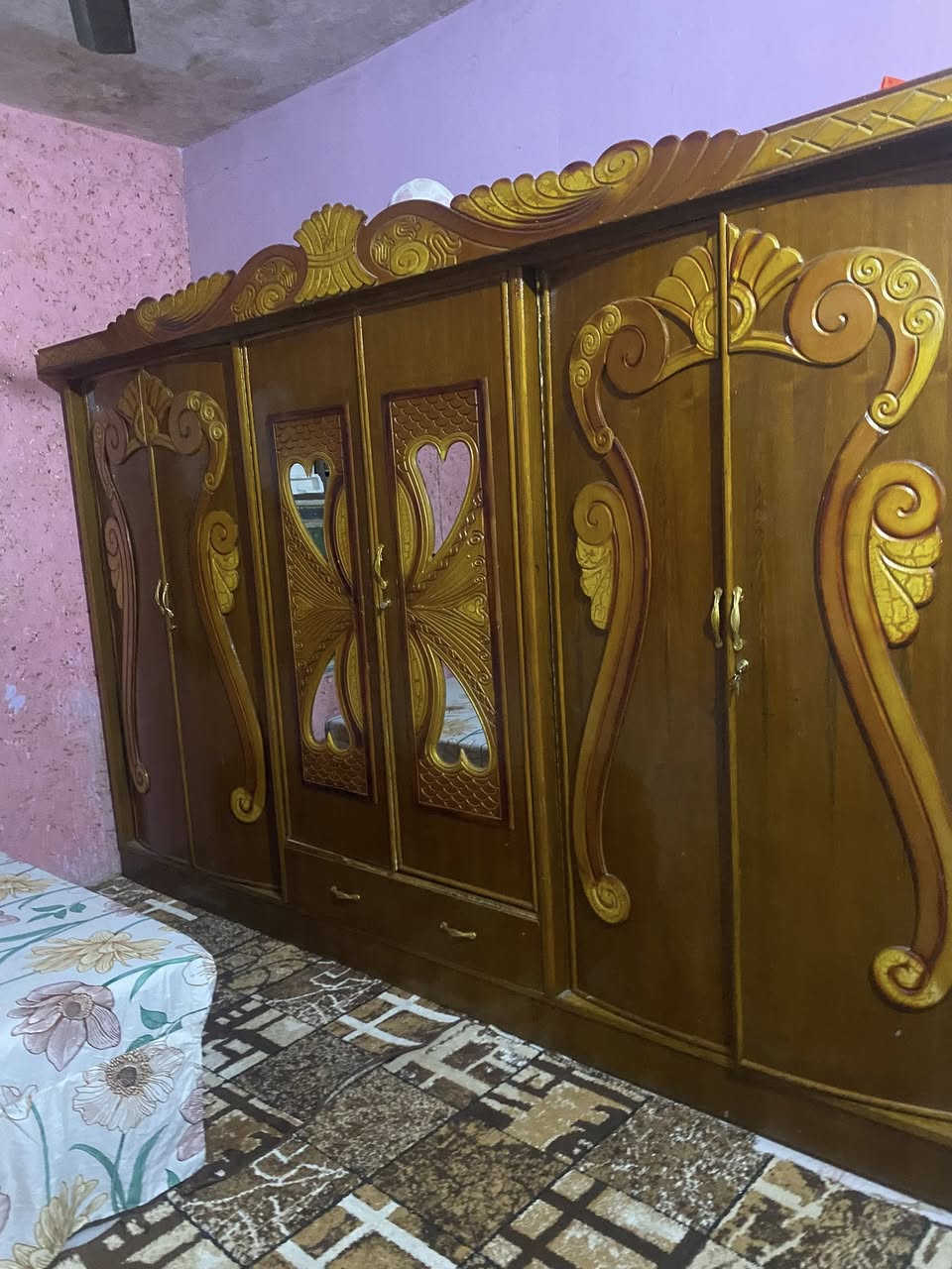 سلام عليكم لبيع  لمكان ديالى لخالص لسعر 450وبيه مجال هذه رقمي  ‭٠٧٨١ ٥٨٦ ٨٣٠٣‬
