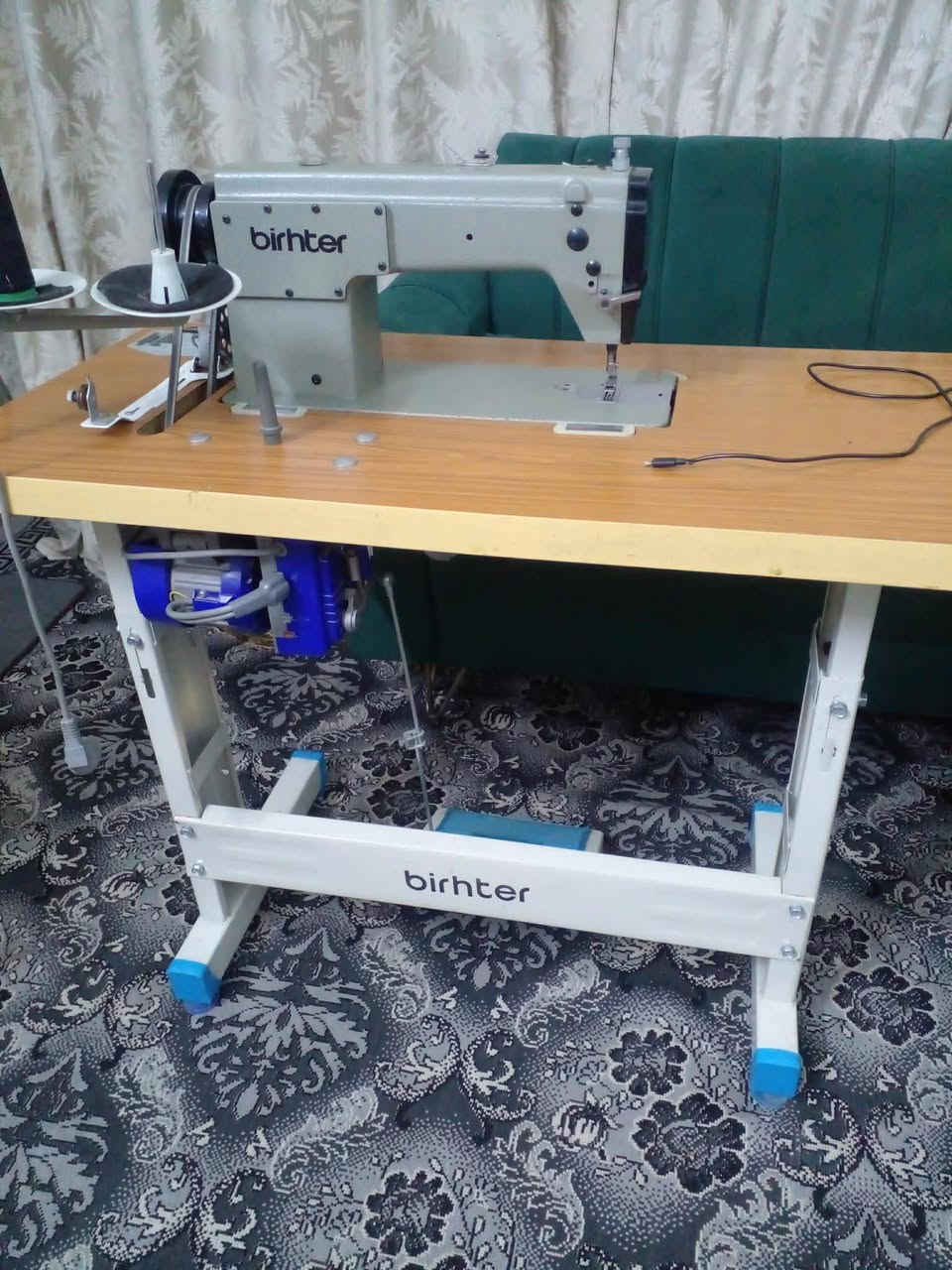 مكلف بنشرها المكينه
ماكنة خياطه نوع براذر صناعيه نظيفه جدا استعمال قليل مالت بيت بسعر 225مكاني بغداد مدينة الصدر شماعيه 
هذا رقم بيه وتساب راسله ودلل ***********
