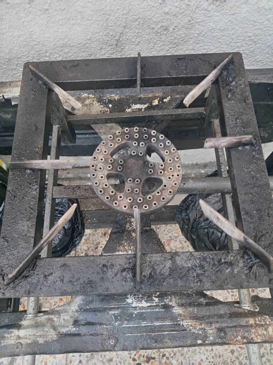السلام عليكم غراض للبيع
حمايه طعام ٣ بلانكات و٢ نصاصه على الغاز
طباخ عينين وعين زغيره
جداري فافون اصلي عدد خمسه
كاونتر سنك ابو جناحين 
ميز حديد 
تانكيات ٢ واحد ابو خمسميه وثاني ابو ٢٥٠
مكاني بغداد الحسينيه السكلات


**إذا كنت صاحب هذا الإعلان وتريد حذفه لأي سبب، رجاءا أرسل رسالة إلى الدعم الفني**
