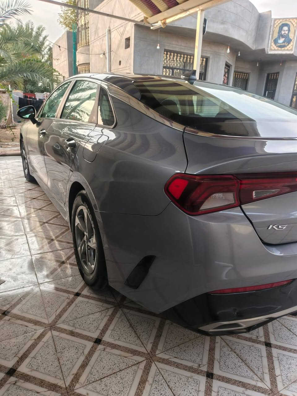 :السلام عليكم كي فايف5 2021
:(وارد امريكي) اعلى فئه لون اسمنتي 
: مكينه 1600 تيربو
: مكينه وكير وحداديه 
: تخم تاير تبريد❄
: السياره فول مواصفات واحد على واحد 
: كاميرات 360 درجه
: حساسات اماميه خلفيه شاشه كبيره
: تحكم ستيرن جهتين بصمه تشغيل عن بعد
: حادث السياره في داخل المنشور
: والباقي كفاله عامه
: سياره مال جناي:رقم بغداد دولي
: السياره باسمي تحويل ثاني يوم 
: سنويه لل 29
: السعر:150ورقة وبيها مجال
: مكان: السياره الديوانية 
: الرقم: ***********
: الرقم: ***********
