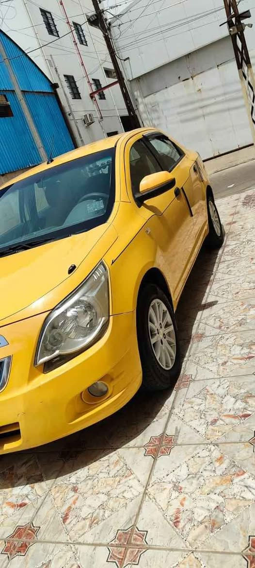 🚗 للبيع — شڤر كوبلت 2016 🚗

📍الموقع: البصرة — القبلة / حي المهندسين

▪️ سيارة بصرة حرة وبإسمي
▪️ مصفرة هيئة وغرامات
▪️ التحويل ثاني يوم

✅ السيارة كاملة وما بيها أي نقص
✅ مكينتها مجفّتة تجفيت مضبوط
✅ ما بيها أي تنقيص
✅ حدادية + تبريد + تايرات كلهن نظيفات

🔧 المبدلات:
▫️ مبدل الجاملوغ الأمامي الأيمن

🎨 الملاحظات:
▫️ بيها بارد وصبغ أقل من شبر بالبنيد
▫️ وبارد وصبغ شبرين جوه الباب الخلفي الأيمن

📊 المواصفات:
▫️ ماشيه: 250 ألف
▫️ المحرك: 1500

💰 السعر: 85 وبيها مجال حك جيه 

📞 للتواصل:
*********** Singapore
