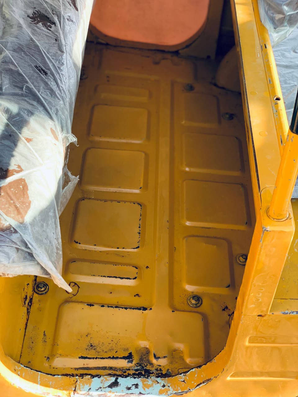 موديل 2019 شهر 12 مرقمة رقم إنكليزي محرك مكفول تجفيت جديد شركة
بيه ضربه بارد بل صفحة موظحة بل صور باقي الكشر مكفول 
سعر 5400وبيهة مجال بسيط مكاني بغداد الحسينية مال راشدية
رقمي***********
