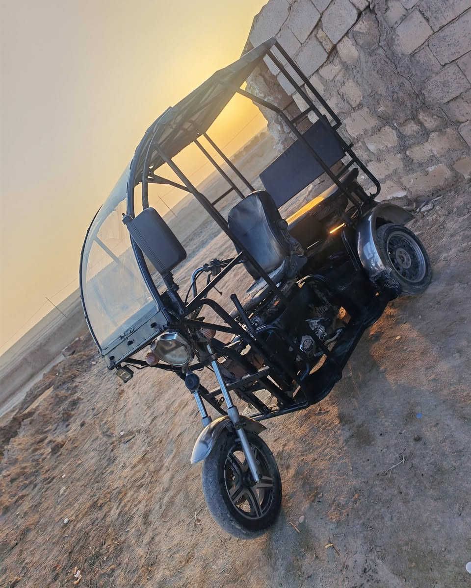 دراجة ذوي الاحتياجات الخاصة (معوقين) ٣ تايرات محور مكينه ستوته MTR  نضيفة وبريك خلفية دسك بريك قوي دبلات امامي جديد كلها شغاله سلف ليت هورن اشاير شراي يتصل *********** السعر (500)الف
