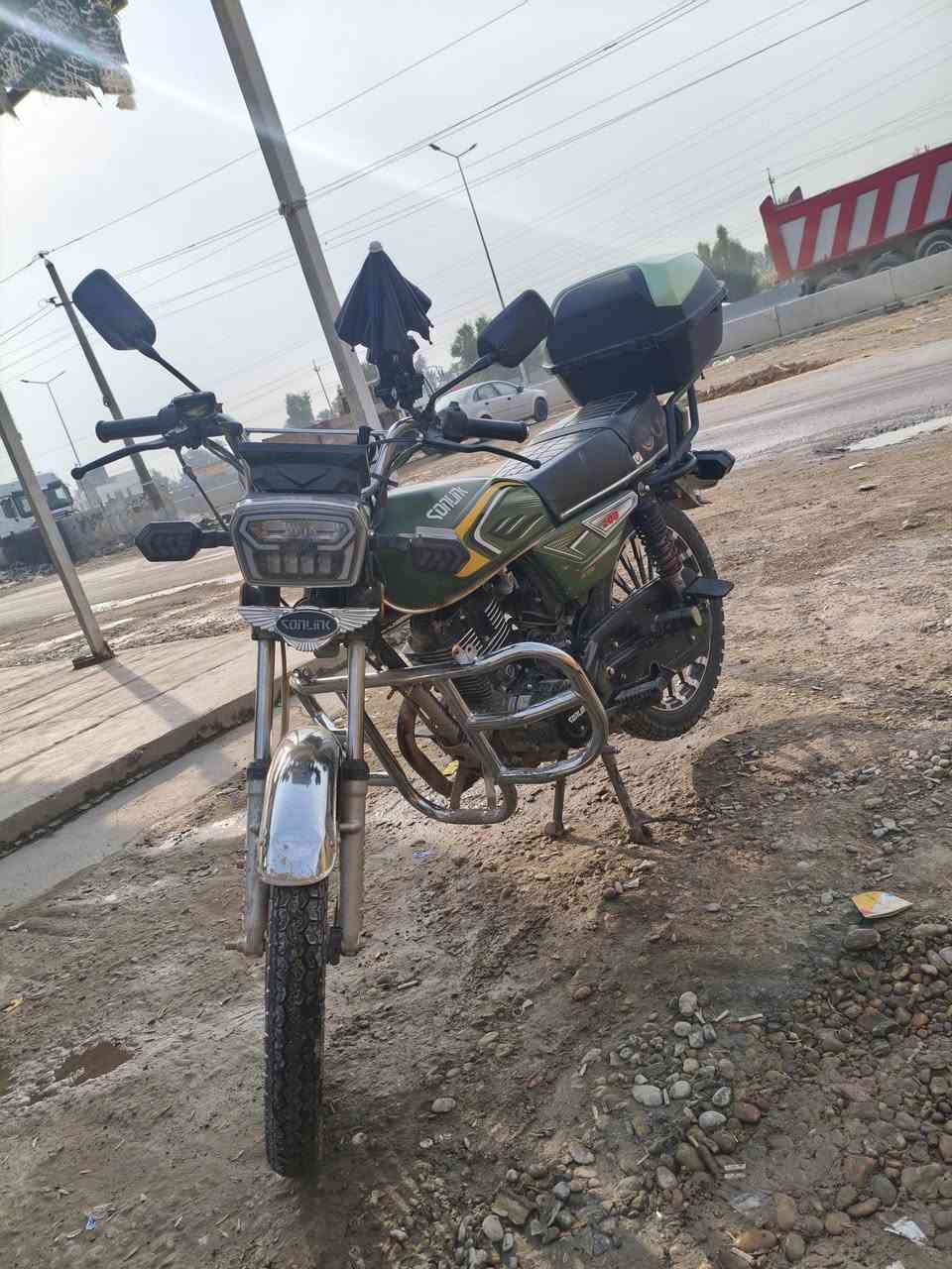 سلام عليكم دراجه ايراني للبيع موديل 25نضافه 100/100 ناقصها بس دبل و شاشه قير هذن كفاله عامه سعر 650وبيها مجال حك الجيه ***********
