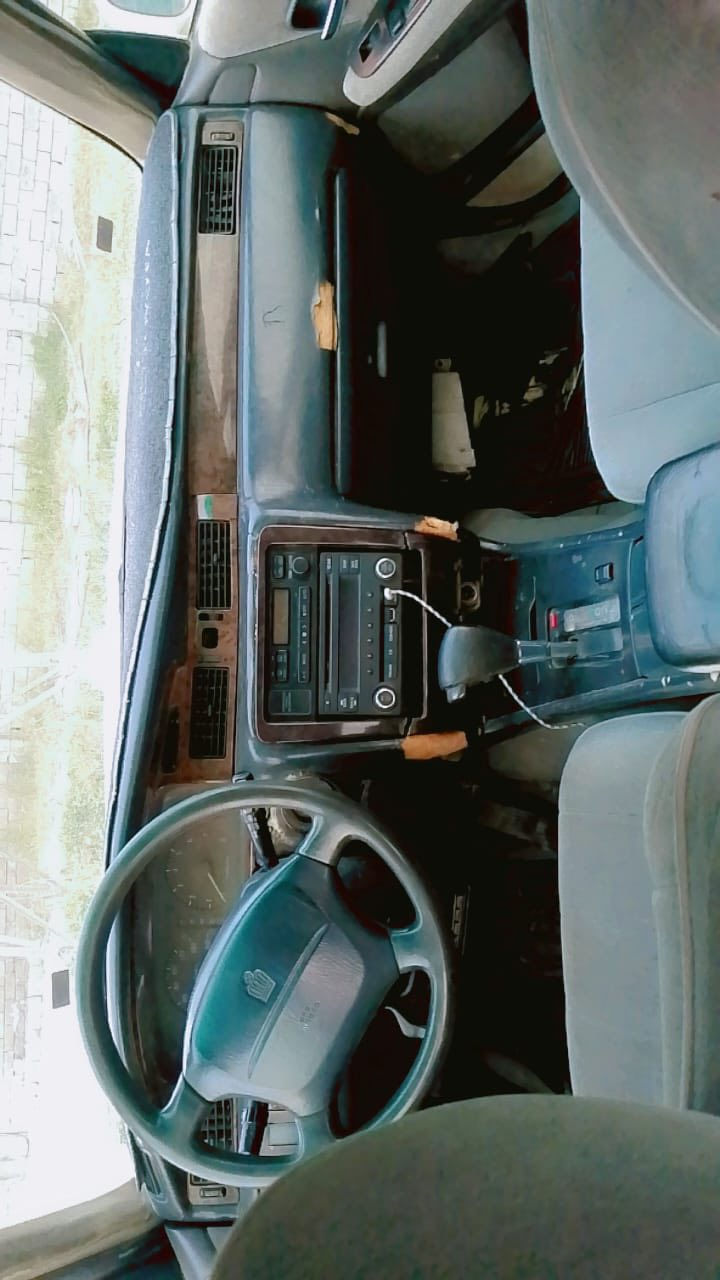 راس الثور ٢٣ وبيها مجال ادوات كصه جنطه
سياره نضيفه وحلوه محرك فيفيتي 
بيها لاستيك ولف تبخر من الصالنصه فقط
كهربائيات كله جاهز سياره حلوه حداديه
مكانها ناصريه سوق الشيوخ بيع مستعجل 
بيع فقط 
 اقره المنشور واتصل ***********
