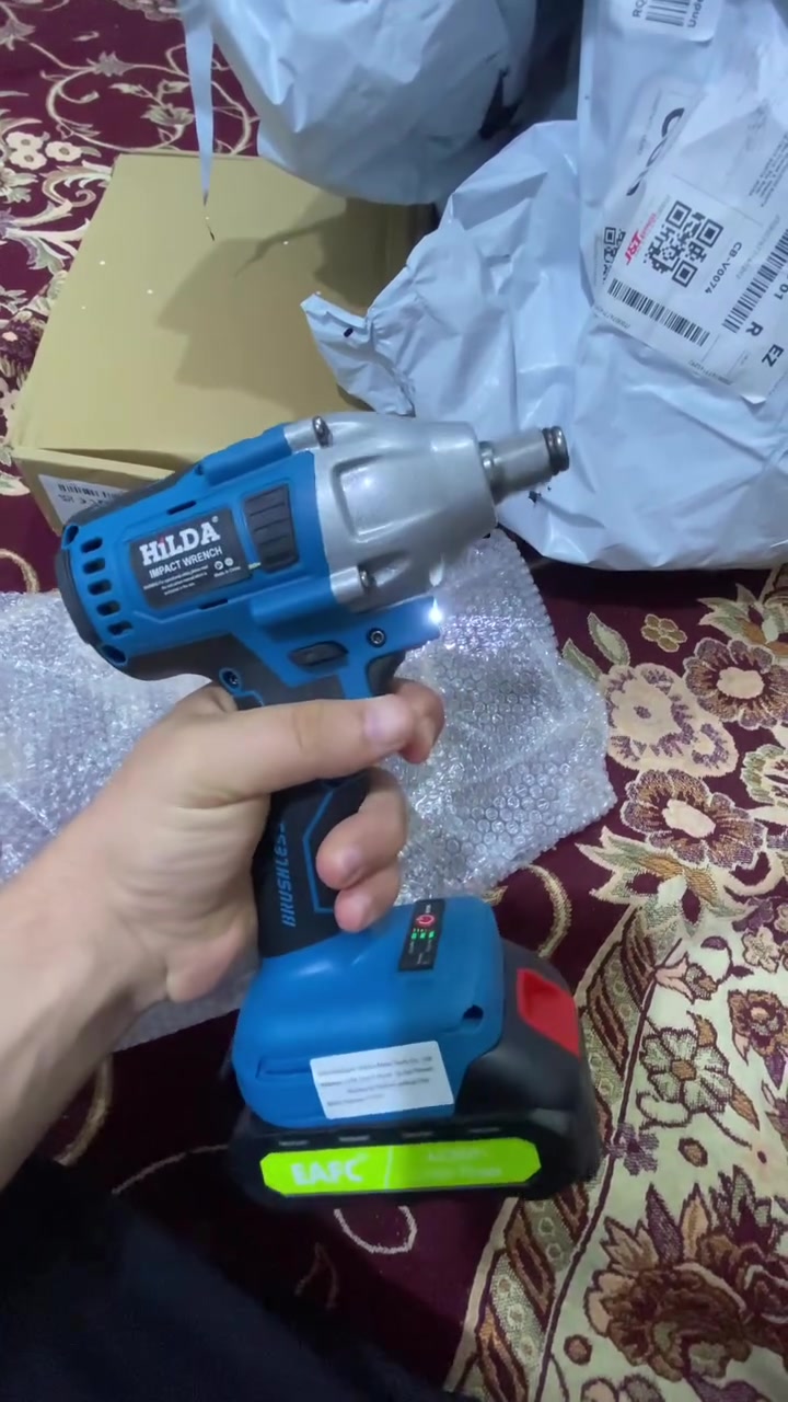 بدون بطارية الي يفيده ينطي سعر


**إذا كنت صاحب هذا الإعلان وتريد حذفه لأي سبب، رجاءا أرسل رسالة إلى الدعم الفني**