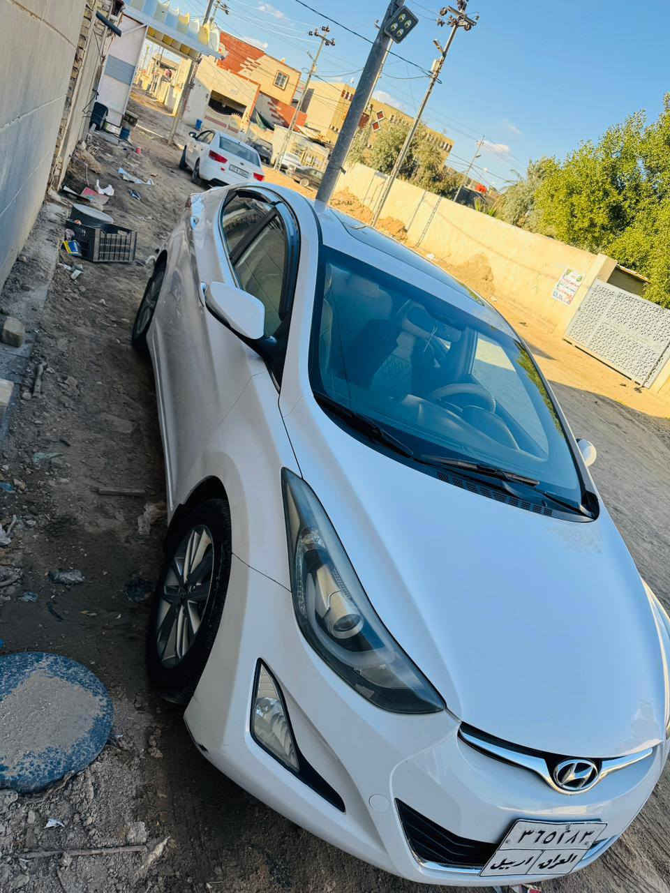 سلام عليكم  النتره البيع مديل ٢٠١٦ مكينه ١٨٠٠ ماشيه ١٢٦ سياره نضيفه كلش  مابيه ضربه ولا قطرت صبغ تفحص وين ما يعجبك سياره فول من عده البصمه  تحكم ستيرن جهتين مري شفط فتحه بلقمره  سياره خير من الله تجي وشوفه ما متعوبه سنويته صاقطه مكاني ديوانيه  ***********
