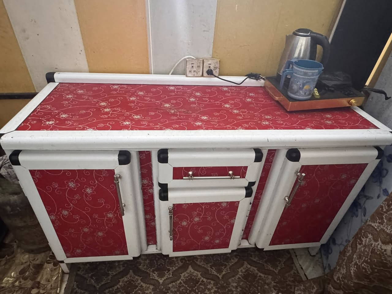 السلام عليكم للبيع كاونتر ارضي قياس متر ونص المنيوم شغل قوي مو عادي سعره 85 الف مكاني كربلاء حي العامل


**إذا كنت صاحب هذا الإعلان وتريد حذفه لأي سبب، رجاءا أرسل رسالة إلى الدعم الفني**