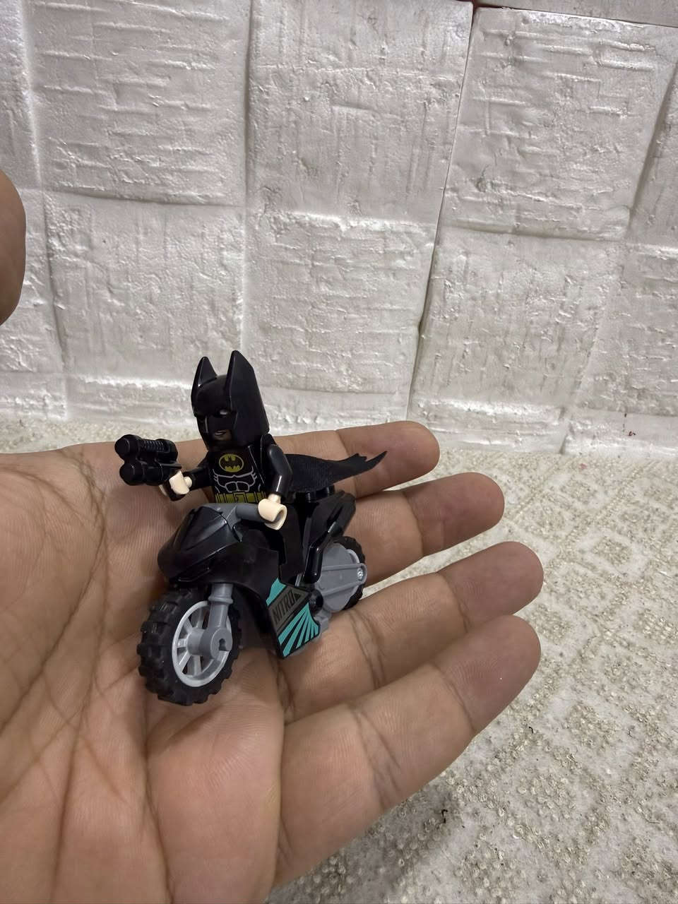 ليكو اصلي مختوم 
نقص فقط شخصيه ومعوض بمكانها 
وخال الدراجه وباتمان هم زياده 
السعر ١٠ الف


**إذا كنت صاحب هذا الإعلان وتريد حذفه لأي سبب، رجاءا أرسل رسالة إلى الدعم الفني**