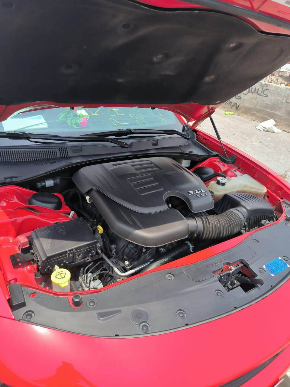 السلام عليكم لبيع جارجر 2023 اصل حره بدون رقم منفيس بسمي مواصفات sxt بدون ارباك بارد بل جاملغ امامي وكارتً باب سايق وخلف السايق كارت سحب مكانً السياره البصرهً *********** القرنة, البصرة
