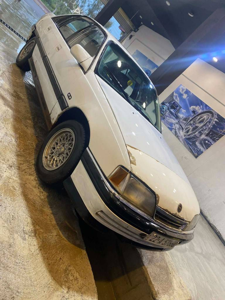 اوپل اوميگا موديل 91محرك 20بيلادي جامات كدام كهرباي سقف سلايت كهرباي سنويه جديد بسمي بطاقة بنزين موجود سعر 33 مكان كركوك.     
***********
***********
ئوپل ئومیگا موديل 1991 رەقەم هەولیرە سەنەوی تازە رەقەم تازە کارتی بەنزینی هەیە مەکینە 20 بیلادە بی لیدراو شوين كركوك كركوك, العراق
