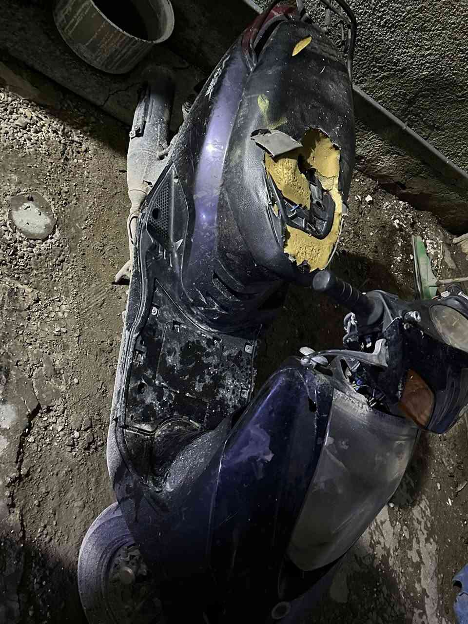 سلام عليكم دراجه بريز نوزل دراجه طافيه ماعرف شبيه بدلت كلج وطفت ابيع كوم حديد على حطتها بغداد الشعب شارع صحه *********** راسلني واتساب ما متواجد ع فيس
