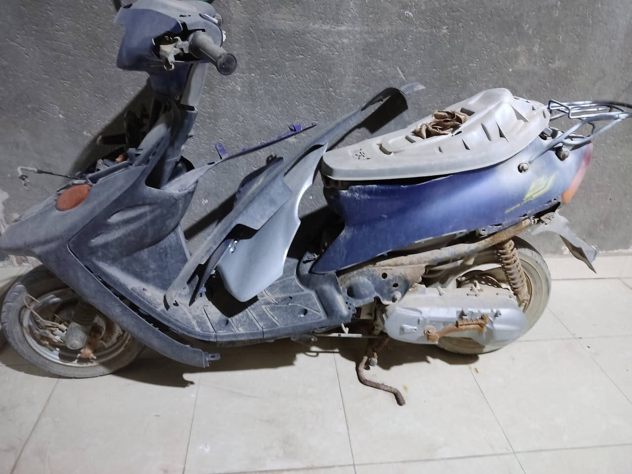 السلام عليكم
بيجي گايمه للبيع قيم وآخذ


**إذا كنت صاحب هذا الإعلان وتريد حذفه لأي سبب، رجاءا أرسل رسالة إلى الدعم الفني**