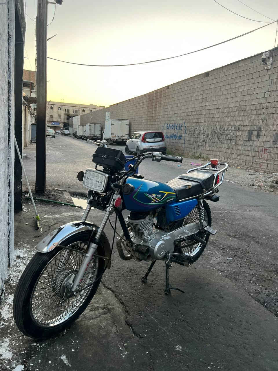 مطور نامي برو موديل 2018
كهرباء كامل شغال 
جنوط جديد محرك متل دهب 
سعرو 200$ دولار للتواصل ***********
