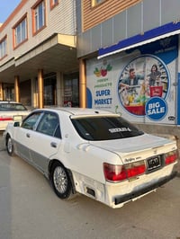 ٣٤ • سنغافورة