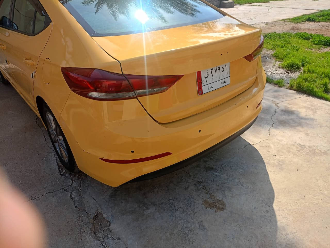 النترا 17 رقم بغداد مكاني بعقوبة ليبل واحد بدون تبديل بدون دواخل بدون ايرباك للبيع سيارة جديدة بمعنى الكلمة محرك جديد صدر جديد ادامة كاملة مابيهة أي نقص داخل جلد ويل كب وشاشة بلادي صور الحادث مرفقة بالمنشور السعر 122 للاستفسار مراسلة الصفحة أو الاتصال على رقم *********** ....ملاحظة السيارة مصفرة هيئة....
