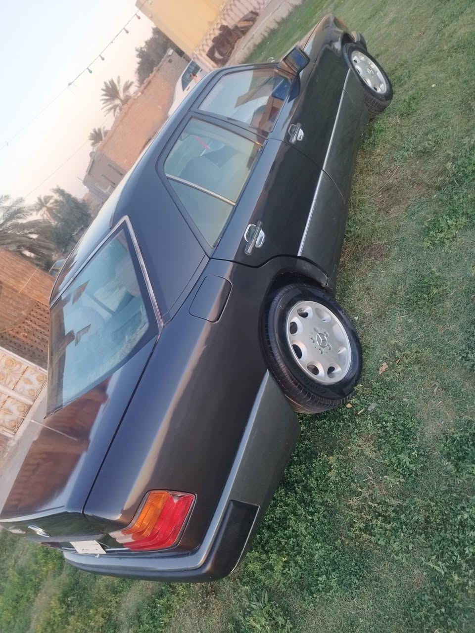 مارسيدس دب للبيع موديل 88 رقم بغداد مشروع وطني  مكينه  3000 حاويه توها مشدوده حداديه جديده  السعر 54 بيها مجال مكاني الناصريه الغراف *********** 
***********
