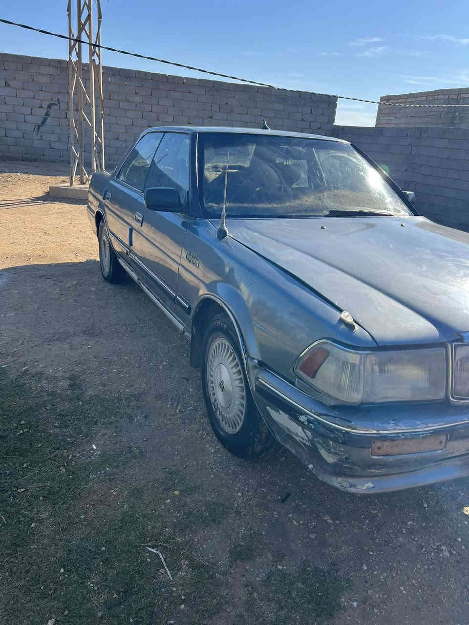 تويوتا كراون هارتوب موديل 90 سياره نظيفه محتاجه  شويه ترتيب لون رصاصي رمادي  
رقمها انبار 
سعرها 35 وبيها مجال
‭0783 057 9918‬
***********
