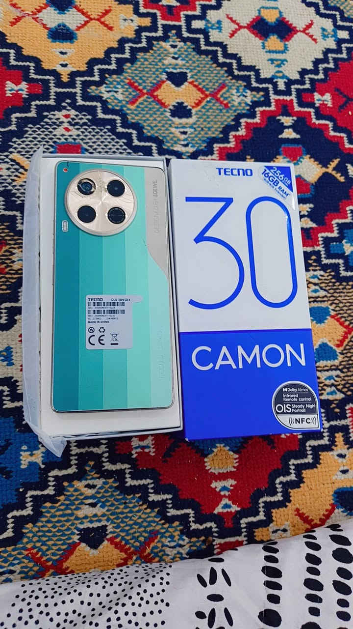 تكنو كامون 30
ذاكرة 256
مبدل شاشة نوعها عادي 
جهاز مانقصه شي
ناصرية مركز تواصل واتس إب ***********
