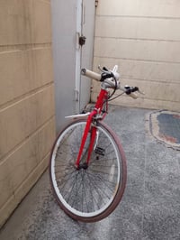 ايسكل رياضي C700 ياباني اصلي بالة لون مميز السعر 90 بي مجال بسيط مكاني...