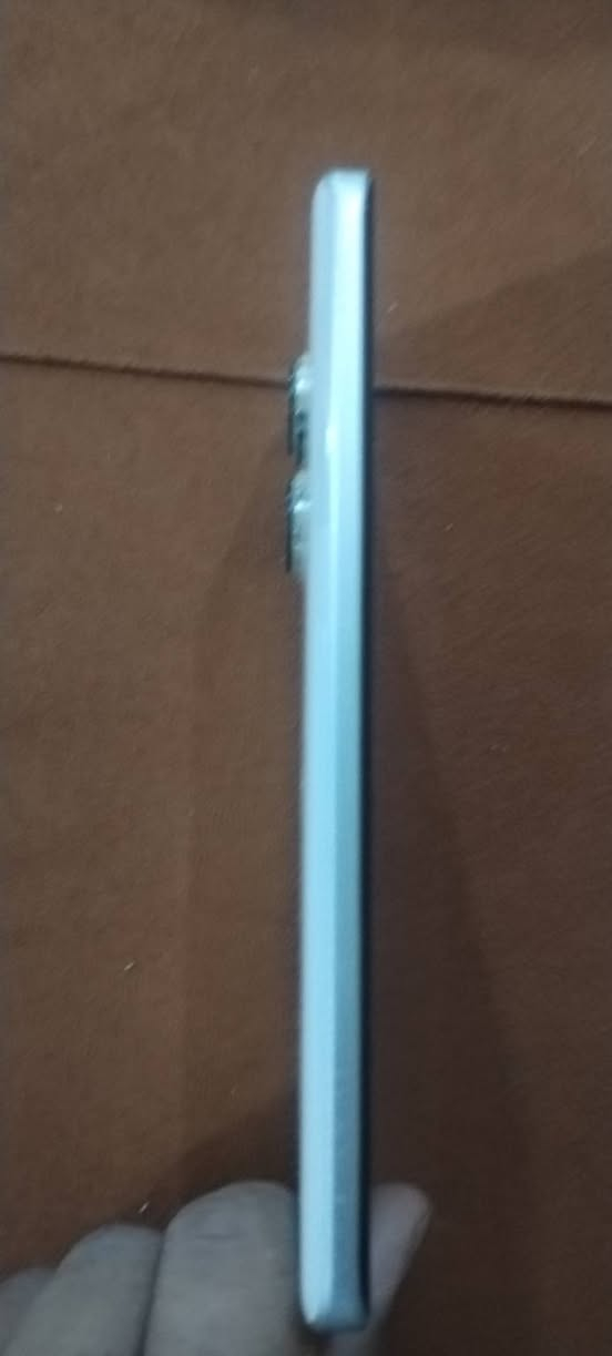 اسلام عليكم الموبايل للبيع
اسم الموبايل ريدمي نوت 13برو 5 G العنوان ناصرية مركز


**إذا كنت صاحب هذا الإعلان وتريد حذفه لأي سبب، رجاءا أرسل رسالة إلى الدعم الفني**