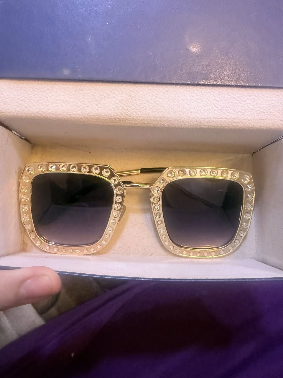 نظارات ماركة لويس فيتون حط سعر وبالعافيه


**إذا كنت صاحب هذا الإعلان وتريد حذفه لأي سبب، رجاءا أرسل رسالة إلى الدعم الفني**