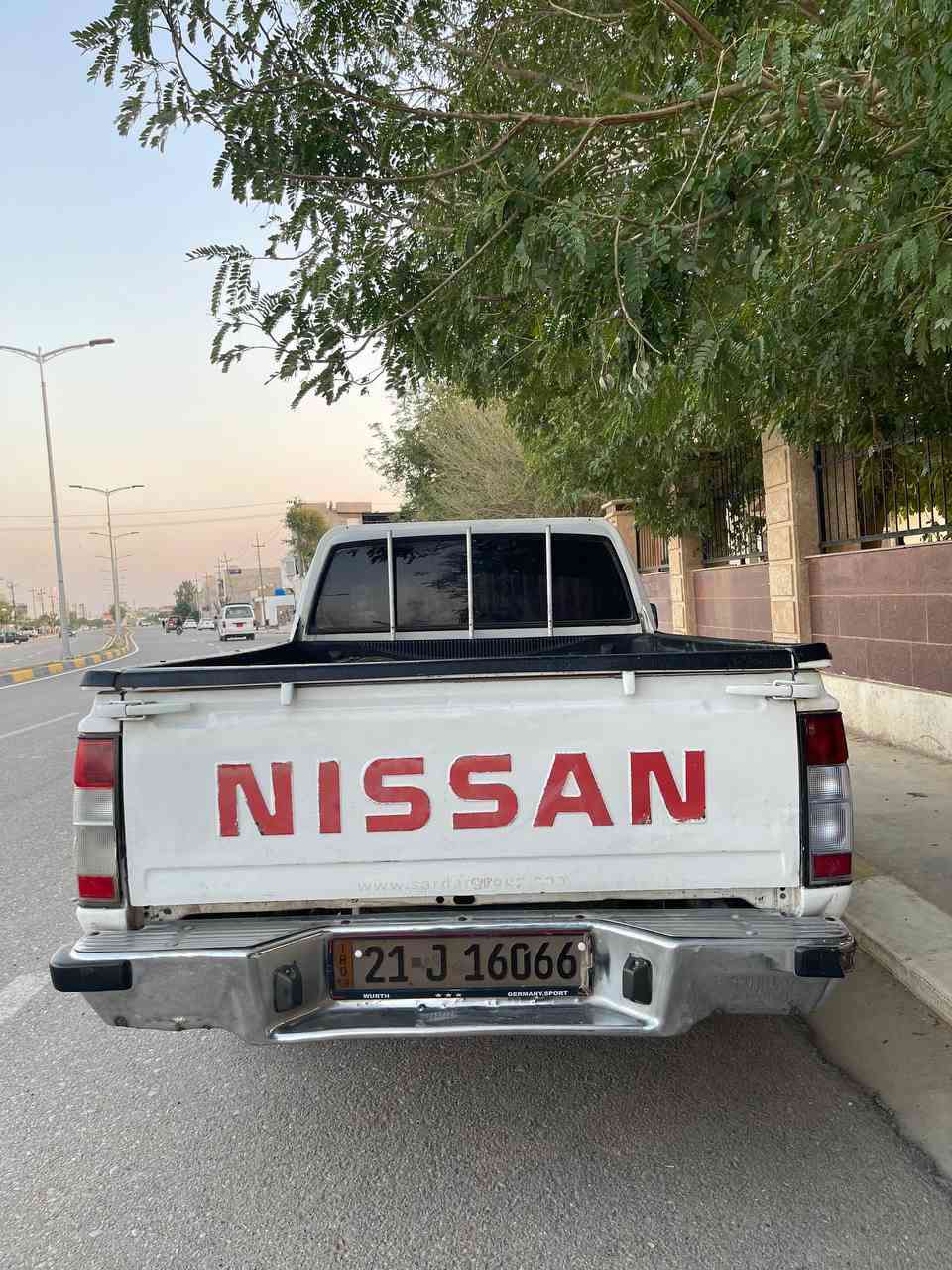 نیسان پیکاب2008  تاک  
سەنەوی تا ٢٠٢٨ مانگی ٣ تازەیە
بە شەرتی وەکالەو تحويل 
دوو شوێن کارتی هەیە 
سەیارەکە زۆر توندو تۆڵە 

سعر لە کۆمێنت داوابکە ڕاستەخۆ بۆت دیت 📩 

بە شەرتی گێڕو مەکینەو ئەکسڵ 

ژمارەی خاوەنی 
***********
***********
